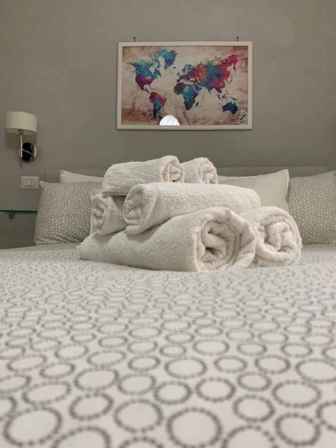 Terrazza Aragon Room And Spa Наполи Екстериор снимка