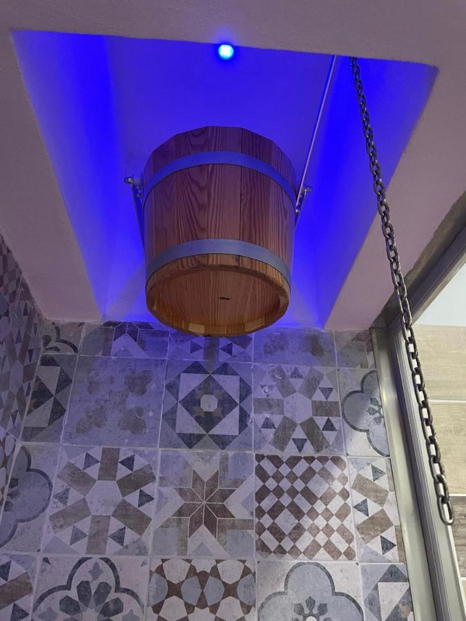 Terrazza Aragon Room And Spa Наполи Екстериор снимка