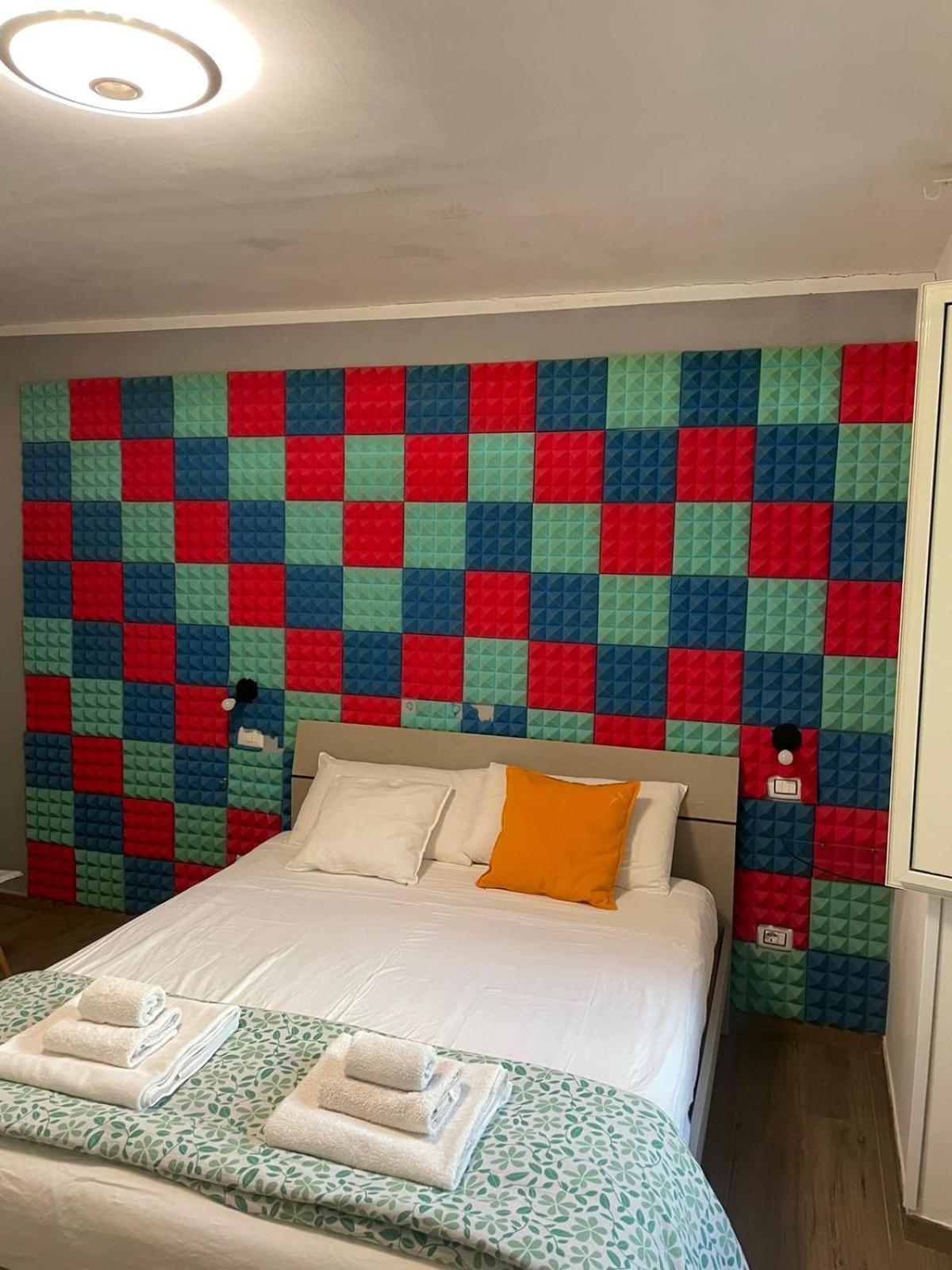 Terrazza Aragon Room And Spa Наполи Екстериор снимка