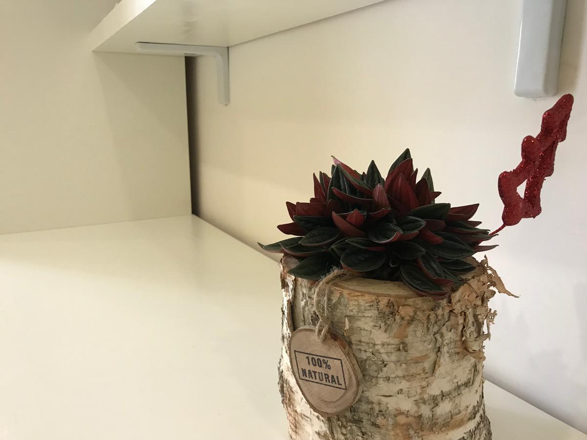Terrazza Aragon Room And Spa Наполи Екстериор снимка