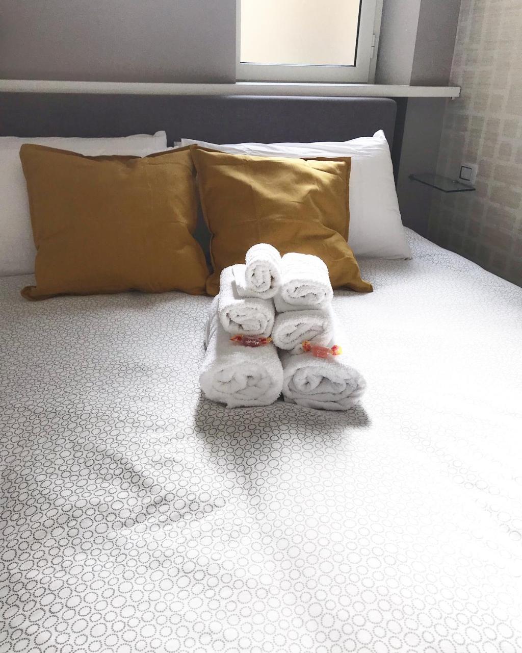 Terrazza Aragon Room And Spa Наполи Екстериор снимка